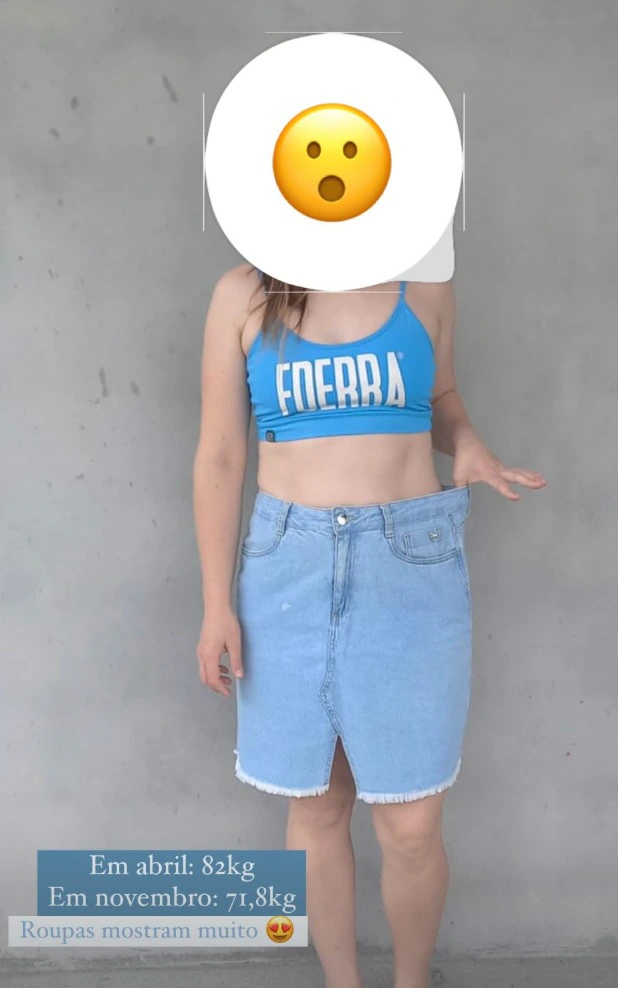 Registro de mudança corporal com informações sobre peso e roupas.